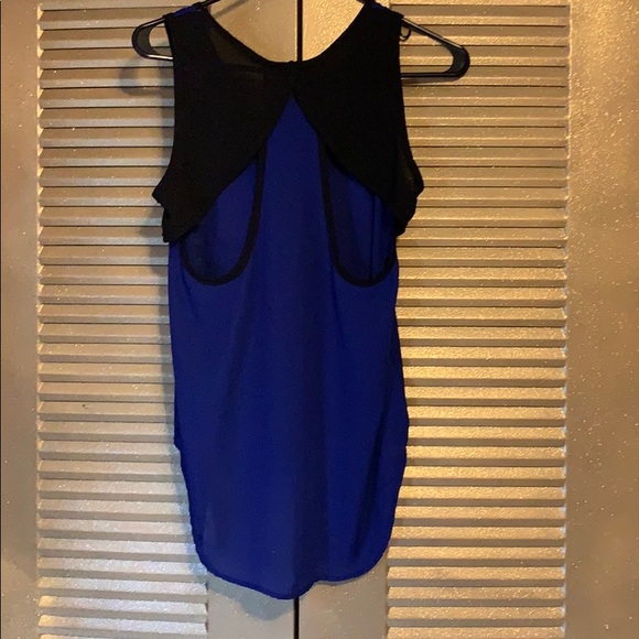 S/M - Picture 2 of 2